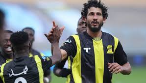 إنتر ميلان بطلا للدوري الإيطالي لأول مرة في 11 عاما. Ø£Ø®Ø¨Ø§Ø± Ù†Ø§Ø¯ÙŠ Ø§Ù„Ø§ØªØ­Ø§Ø¯ Ø£Ø­Ù…Ø¯ Ø­Ø¬Ø§Ø²ÙŠ ÙŠØªØºØ²Ù„ ÙÙŠ Ø¬Ù…Ù‡ÙˆØ± Ø§Ù„Ø§ØªØ­Ø§Ø¯ Ø³Ø¨ÙˆØ±Øª 360