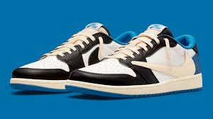 Friday's target was travis scott's brand new jordan 1 lows and, man, were these things ever going to be difficult to get. Travis Scott S Latest Air Jordan 1 Leads To Snkrs App Madness