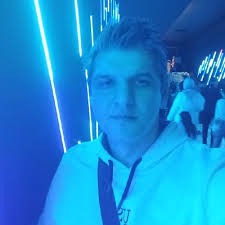 ÜLKER'DE CEO DEĞİŞİMİ Yıldız Holding bünyesinde faaliyet gösteren…