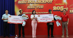 Săn' Độc Đắc 300 Tỷ Đồng, Người Đàn Ông Bất Ngờ Trúng Jackpot Hơn 24 Tỷ