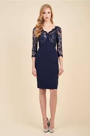 Tubino aderente in pizzo blu maria gueixa. Abiti Da Cerimonia Luisa Spagnoli Autunno Inverno 2017 2018 Foto Stylosophy