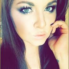 Chelsea Stout's Instagram, Twitter & Facebook