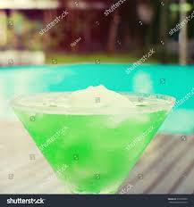 Cocktail Near Swimming Pool Ad Paid Cocktail Swimming Pool In 2020 Margarita Glass Cocktails Glassware