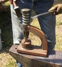 Antique Blacksmith Vise Foot Hold Jaws Great Early Look Resultado De Imagem Para Antique Blacksmith Vise Foot Hold Jaws Great Early Look Fabricacao De Facas Ferramentas De Poder Ideias Para Oficinas