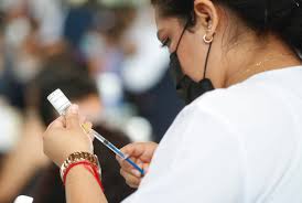 Este plan de distribución ocurre en el marco de la primera llegada de 439,725 dosis de la vacuna desarrollada por la farmacéutica pfizer/biontech que llegará hoy a la ciudad de méxico, desde donde se distribuirá a. La Jornada Manana Se Reanudara Vacunacion Anticovid En 32 Municipios Del Edomex