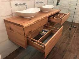 Bei waschtischen handelt es sich um eine möbelart mit langer vergangenheit. Waschtischunterschrank Aus Holz Rustikal Massiv Eiche Waschtisch Unterschrank Holz Hangend Gaste Wc Bad Schubkasten Onlineshop Online Bestellen In Holz Gunstig Beratung Holzplatte Massivholz Wildeiche Waschtisch In Nussbaum Astei