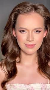 with me, your look will always be perfect🫶🏻 , ., ., ., ., .,  #bridemakeupartist #bridemakeup #bridemakeupandhair #makeupomahanebraska