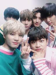 Shortened from hexagon of absolute light and organization) is a south korean boy group formed . í—¤ì¼ë¡œ Halo Hellohalo Twitter Halo Rapper Banda