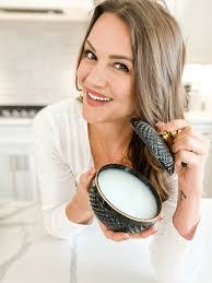 Alexandra Nolan's Instagram, Twitter & Facebook