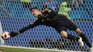 Thibaut courtois courtois rips la liga 😡 'we aren't puppets that always have to play' — madrid keeper mad they had to play osasuna despite heavy snow (movistar) Real Madrid Mateo Kovacic Vor Leihe Zum Fc Chelsea Kommt Thibaut Courtois Eurosport