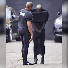 Kanye West and Bianca Censori are getting divorced after less than 2 years  of marriage 😮