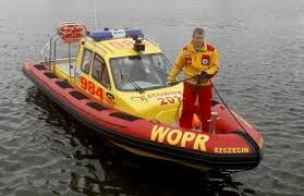 50 m od brzegu i przetransportowany do szpitala. Tragiczny Final Kapieli Kobieta Utopila Sie W Miedzyzdrojach Glos Szczecinski