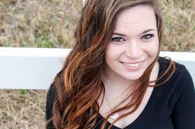 Kelsey Richards's Instagram, Twitter & Facebook