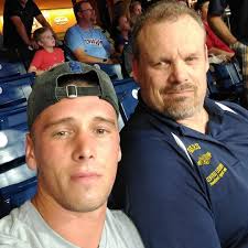 Send this to someone who makes u smile 😊