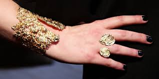 We did not find results for: Gold Prices Have Soared 20 This Year Here S How That S Flipped The Fine Jewelry Industry On Its Head