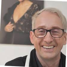 Ich habe heute mit meiner Familie die Falknerin Sandra Hamann besucht. Wir… 