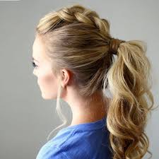 Queue de cheval avec tresse francaise enveloppante lache credit. Epingle Sur Cheveux