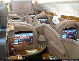 Emirates Airlines Airbus A380 Photo By Stuart Lawson Luxury Private Jets Airbus A380 Luxury Jets