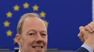 We would like to show you a description here but the site won't allow us. Kulturschock Satire Fur Europa Oder Soll Man Es Lassen Archiv