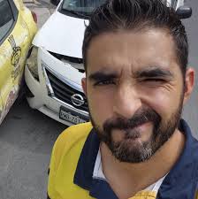 El tradicional restaurante El Regio: tras pasar varios años abandonado ya  se inició con su demolición para dar paso a la construcción de un edificio.  Este entrañable lugar ubicado en Gonzalitos e