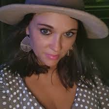 Mariah Maynard's Instagram, Twitter & Facebook