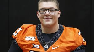 Chicago Bears trade up in Round 2 for tackle Teven Jenkins