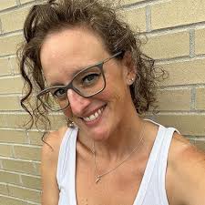 Long Shot Lola : Avery, Yvonne: Amazon.ca: Books