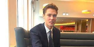 Businessinsider Rt Biuk Finance Inside Credit Suisse A Day In The Life Of A 28 Year Old Private Banker Https T Co Kfw Credit Suisse Banker Private Banking