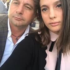 PRECISAZIONE : IL SIGNOR PARDEA HA FATTO SAPERE CHE SI TROVA A VIBO.  RIPORTIAMO PERTANTO LA PRECISAZIONE. BUON ANNO ANCHE A LUI E GRAZIE ! IL  (PRESUNTO) BOSS DI VIBO VALENTIA E'