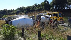 He unfortunately lost his life as he couldn't foresee that the big range rover suv ( sports utility vehicle) would get in an accident. Durban Truck Driver Seriously Injured In Rollover