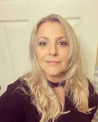 ELLEN REYES (HAIR SPECIALIST) (@elle_hairlady) • Instagram photos and videos