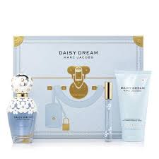 Daisy by marc jacobs is now an iconic fragrance in its designer blossom bottle, as is his newer creation, marc jacobs. 38 Marc Jacob Gift Set Ideas Gift Set Marc Jacobs Daisy Daisy