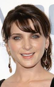 Michelle Hicks's Instagram, Twitter & Facebook