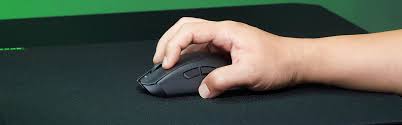 DeathAdder V3 Pro HyperSpeed