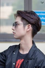 Jenis potongan model rambut pria memang memiliki banyak variasi. 770 Ide Potongan Rambut Di 2021 Potongan Rambut Rambut Rambut Pria