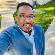 In this snippet, I reveal how I met Terri Mays. Be