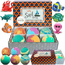 Kids bath bombs should be made with natural ingredients only as a child's skin is much more sensitive and prone to irritation than that of an adult's. 13 Best Bath Bombs With Toys Inside For Kids Scary Mommy