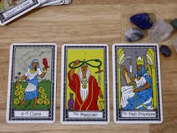 Love & compatability · horoscope & zodiac · tarot & dream How To Deal Or Spread Tarot Cards Exemplore