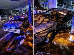 Dua lelaki maut manakala seorang lagi parah selepas dilanggar sebuah pikap ketika sedang menukar tayar bas mini di jalan utara, batu 5, tengah hari tadi. Ibu Bayi 14 Hari Maut Kemalangan