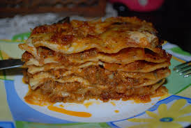 Di giorgia riccardi il timballo di ziti alla siciliana è un primo piatto a base di ziti lunghi, sugo di pomodoro, polpettine fritte, provola e uova sode ingredienti per uno stampo a ciambella da 26 cm. Pasta Al Grate Come Si Dice A Napoli O Timballo Di Pasta Grattugiata Un Piatto Sublime Della Tradizione Napoletana 2021