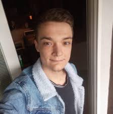 Sharing online gaming profiles and systems