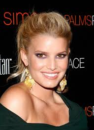 These are rather versatile, including loose styles on the basis of bob haircut and various updos with braiding. 30 Sexy Jessica Simpson Hairstyles Slodive