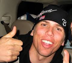 Willie Neal's Instagram, Twitter & Facebook