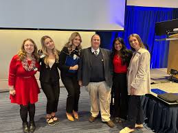 Olivia Shackleton '16, a producer for Fox News Sunday in Washington, DC,  returned to Padua to talk to students in Mrs. Simna's Multimedia Journalism  class. Students held a press conference and asked