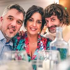 boda 👰💒🤵 Fin de semana de boda dos nosos colegas Leti & Juanma. Está  claro que o que necesitamos é xuntarse, vernos, rir, e contar algunha  batalla que outra. Nas fotos verás