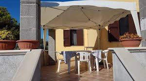 Su offertemare.com avrete modo di prenotare una vacanza all'insegna del risparmio senza rinunciare a godersi le più belle spiagge in italia e i servizi di ospitalità offerti da villaggi, hotel e residence. Casa Vacanze Casa Vacanza Fronte Mare Italia Capilungo Booking Com