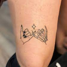 This kind of design is the most common way you will see the pinky promise tattoo. Top 95 Best Pinky Promise Tattoo Ideas 2021 Inspiration Guide