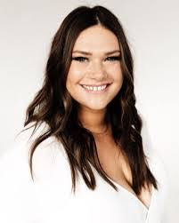 Candice Townsend's Instagram, Twitter & Facebook