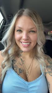 Who can take nursing school grad photos?