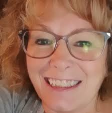 Angela Blansett's Instagram, Twitter & Facebook